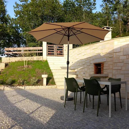 Casa Tojeira 別荘 ヴィエイラ・ド・ミーニョ